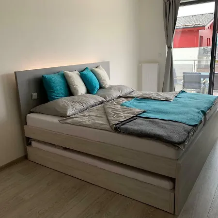 Denisa Apartment